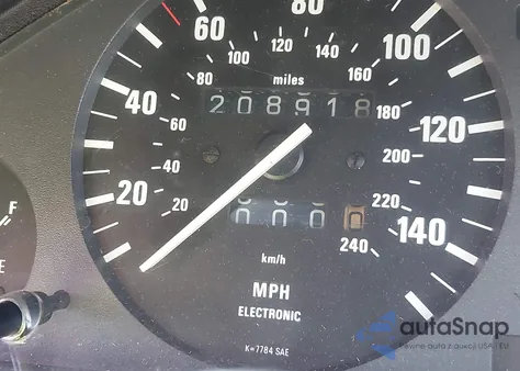 1989 BMW 325 I/Is из США, поврежденный, VIN WBAAA1303K8254810